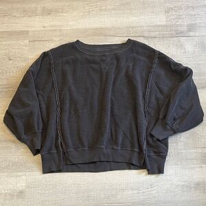 American Eagle Outfitter Sweatshirt Top. This Feels Seriously Huggable